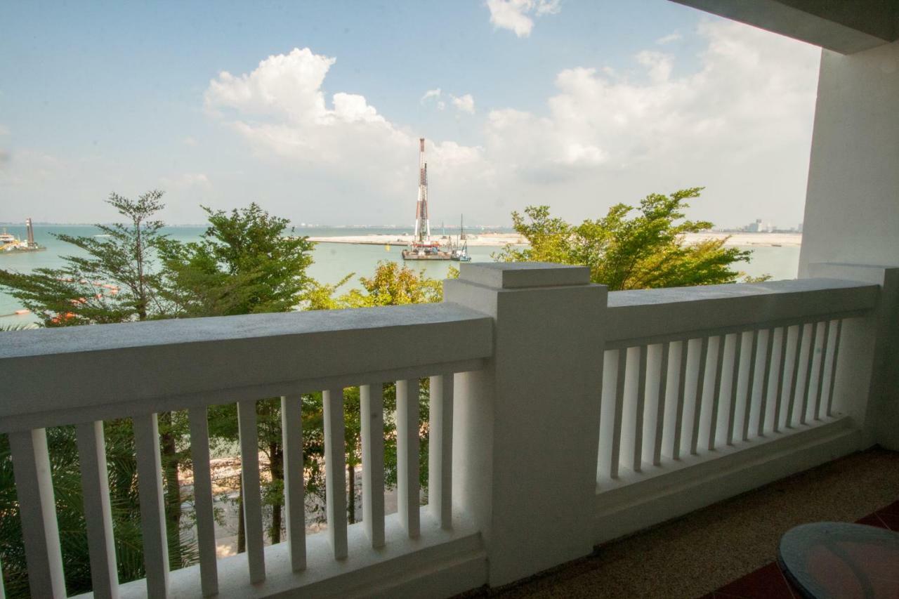 普罗佛里奥海峡码头公寓式酒店 Tanjung Tokong 外观 照片